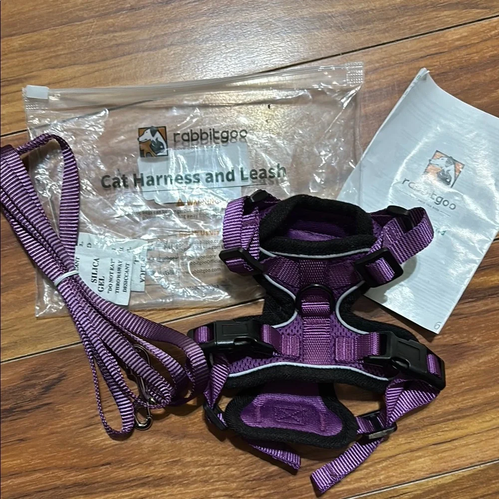 Rabbitgoo purple harness & leash, size XXS, New in Package.